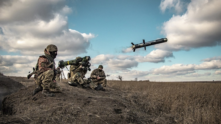 NYT: оружие НАТО потоком идёт на Украину — и альянс рискует конфликтом с Россией