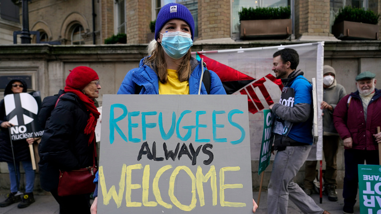 FAZ: британцы возмущены нежеланием Джонсона пускать беженцев с Украины 