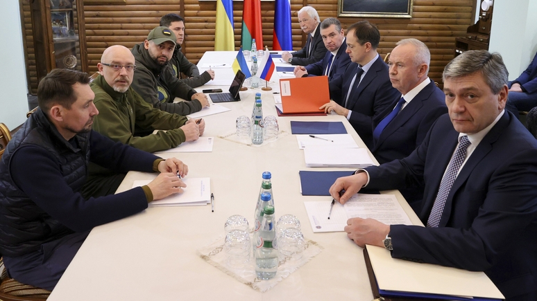 Guardian: надежда на достижение компромисса — Москва и Киев приблизились к согласованию нейтрального статуса Украины