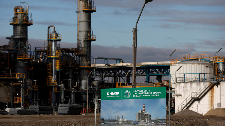 FAZ: крупнейший немецкий химический концерн заявил о невозможности отказа от российского газа
