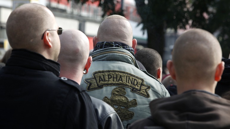 Spiegel: неонацисты в Айзенахе готовили отряды для нападений на левых и полицию
