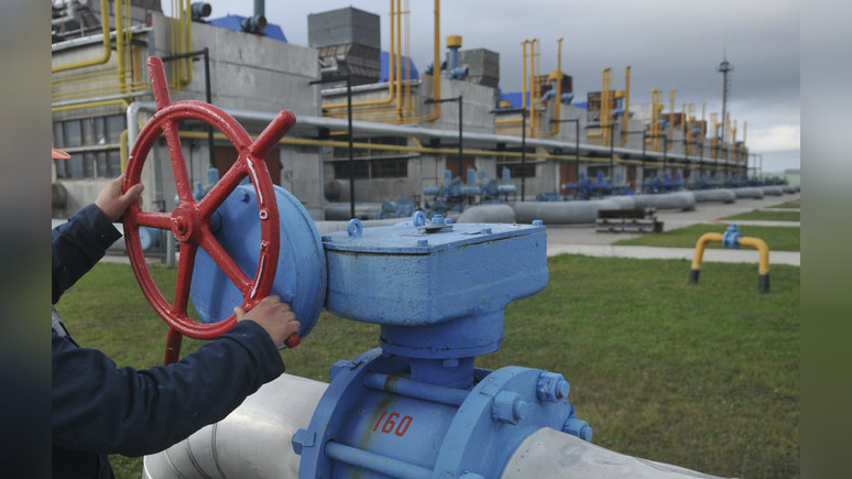 TVN24: польские власти обещают полностью отказаться от российских энергоресурсов к концу года
