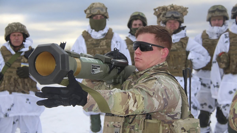 Das Erste: США учат украинских военных в Германии, как использовать американское оружие против России