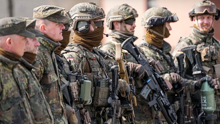 Der Spiegel: в бундестаге призвали активнее бороться с экстремизмом в немецкой армии
