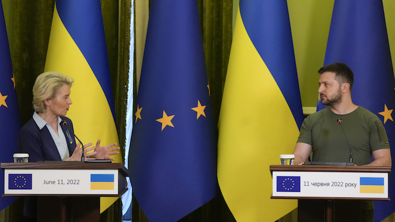 Guardian: Еврокомиссия решит вопрос о предоставлении Украине статуса кандидата в ЕС на следующей неделе