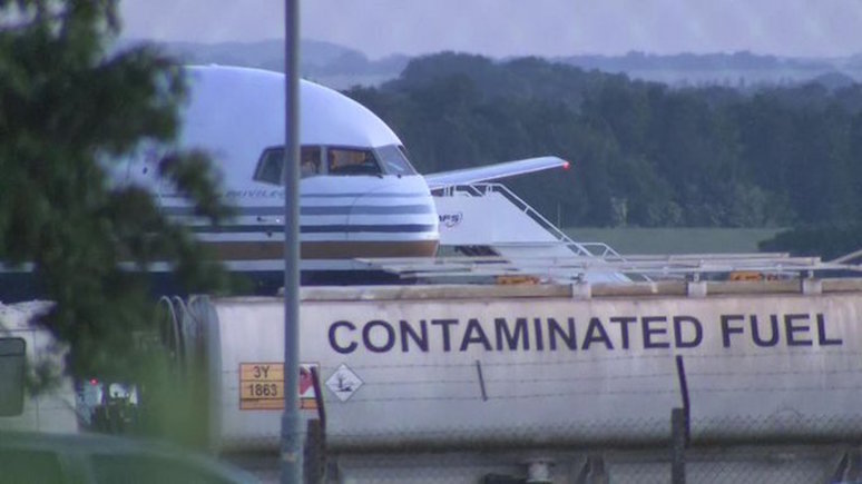 Sky News: Великобритания не откажется от высылки нелегальных мигрантов в Руанду, несмотря на отмену первого рейса
