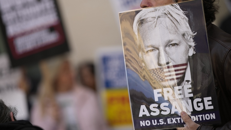 The Guardian: у Ассанжа есть 14 дней на обжалование решения о его экстрадиции в США