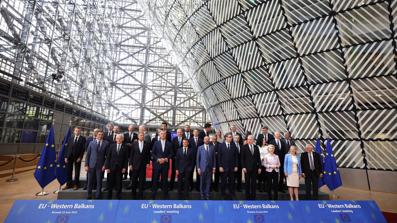 Die Welt: предоставление Украине статуса кандидата в ЕС прошло на фоне разочарования для Западных Балкан