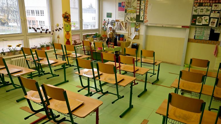 Guardian: маловато будет — слухи о грядущих прибавках к зарплате не убедили британских учителей отказаться от забастовки