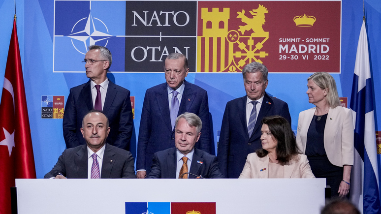 Обозреватель Rebelión: НАТО задалось целью разрушить суверенитет и связи России и Китая