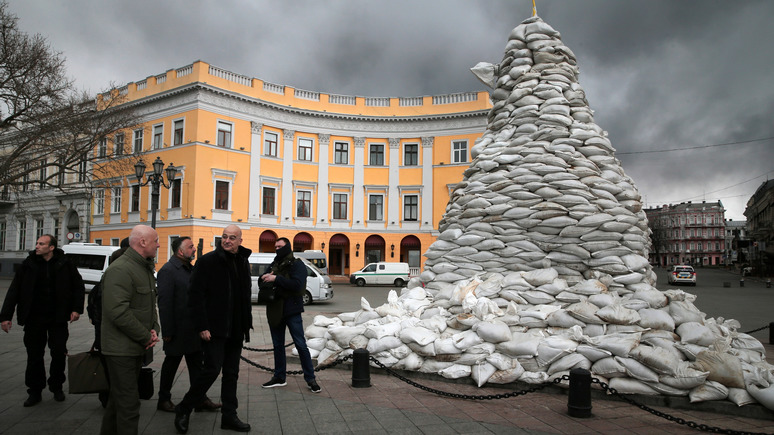 Корреспондент: Зеленский перенаправил депутатам петицию о сносе памятника Екатерине II