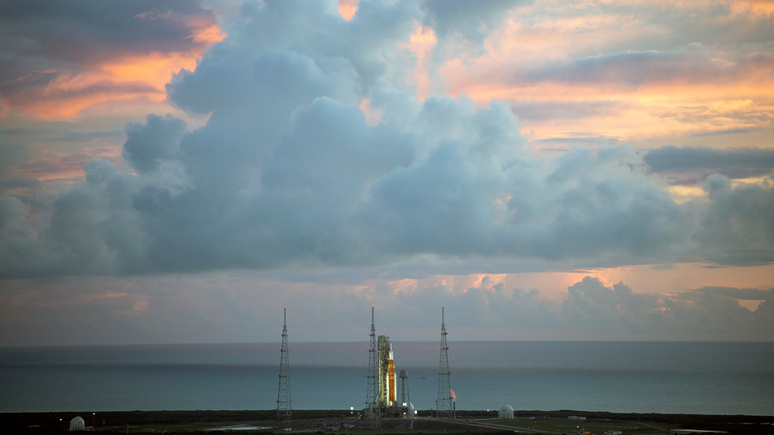 СNBC: запуск лунной миссии «Артемида-1» отложен из-за технических проблем