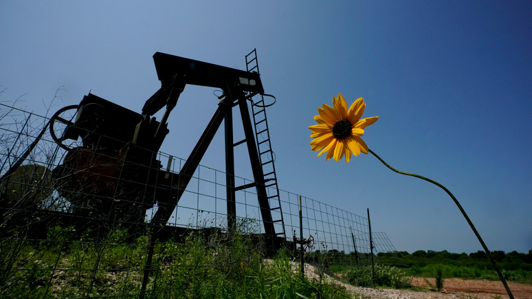 NKS: пока Запад вводит потолок цен на российскую нефть, на Востоке за ней выстраиваются в очередь 