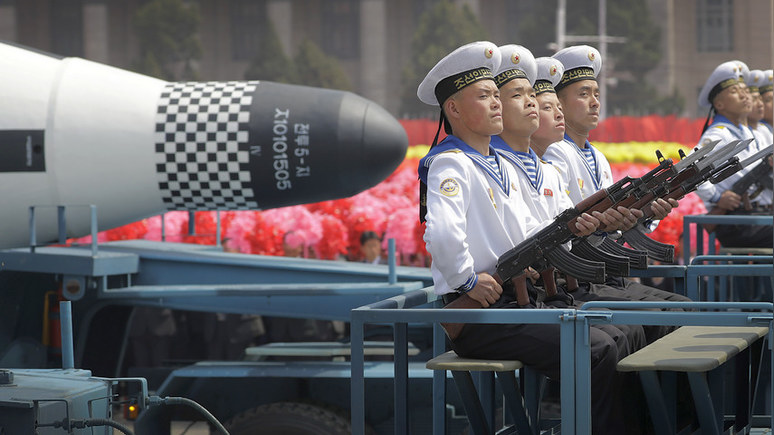 Bloomberg: южнокорейские военные заподозрили Пхеньян в подготовке ракетных испытаний с подводной лодки