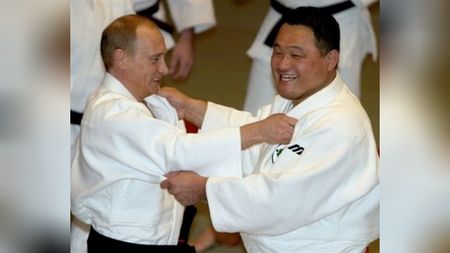 Путин поедет на лондонскую Олимпиаду из любви к дзюдо