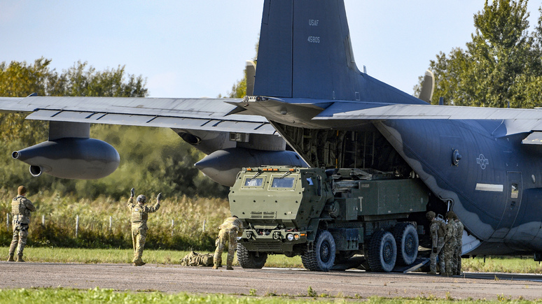 Newsweek: Байден пообещал Украине комплексы ПВО — но их поставка займёт годы