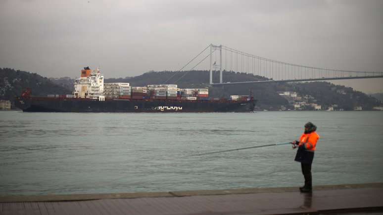 «Дырка в ракетке санкций»: Le Monde — о том, как Турция стала главным транзитным хабом для параллельного импорта