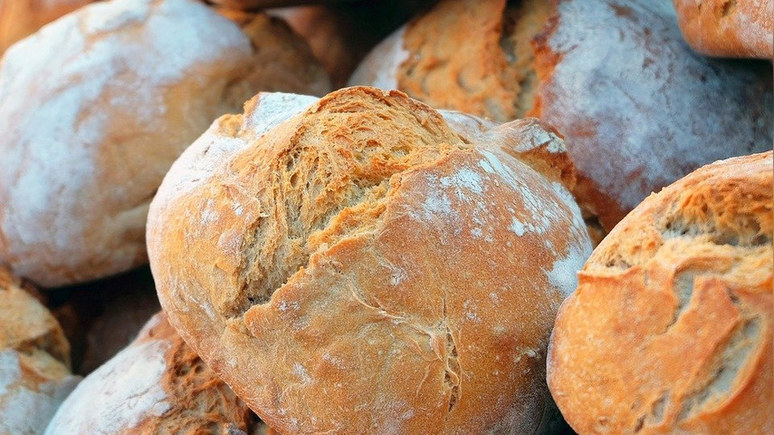 NYT: цены на хлеб в Европе взлетели до небес из-за инфляции