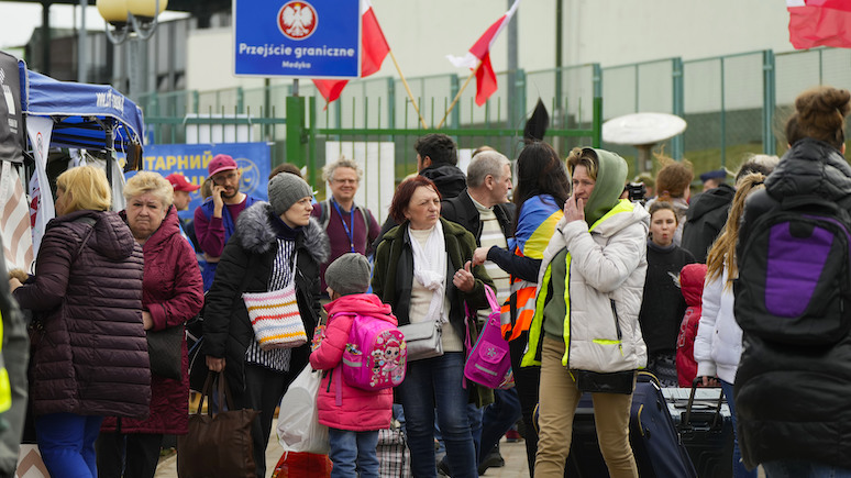 Forsal: надо готовиться — Польша предупредила Европу о второй волне беженцев с Украины