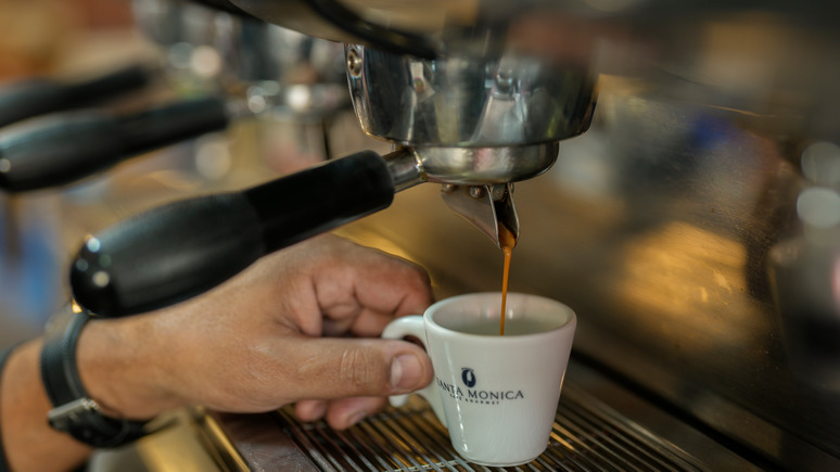 ERR: стоимость чашки кофе в ЕС выросла за год почти на 17%