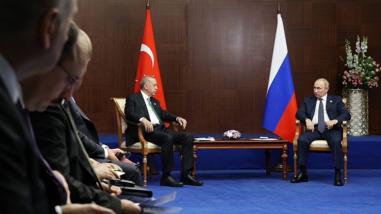 Anadolu: «он не из тех, кто отступит» — Эрдоган упрекнул западных лидеров в неправильном отношении к Путину