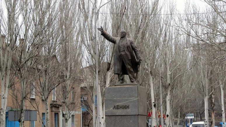 Le Figaro: в Мелитополе вернули памятник Ленину