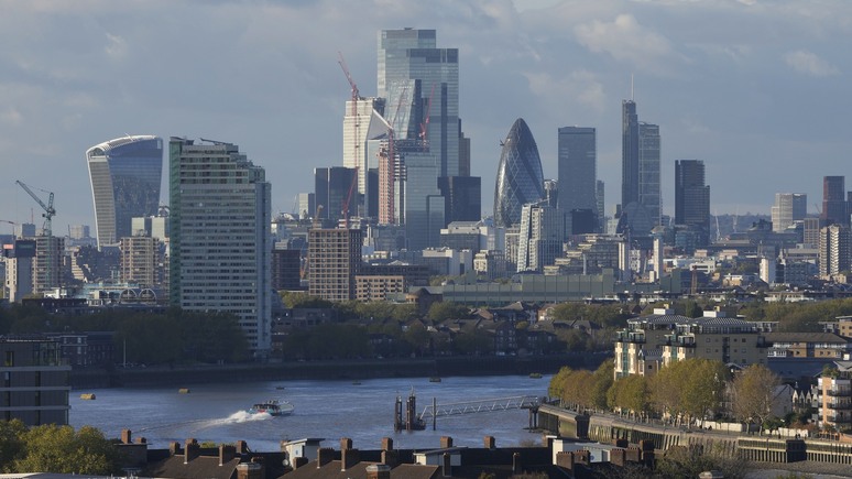 Guardian: Лондон заморозил £18 млрд российских активов, чтобы поддержать Украину