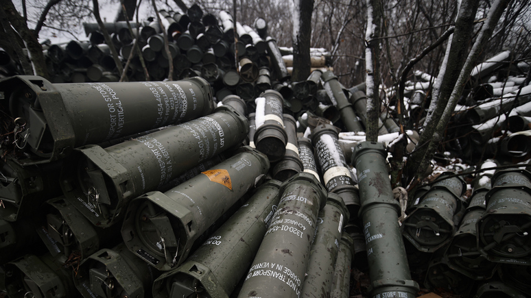 NYT: США и НАТО всё труднее вооружать Украину, не забывая о себе