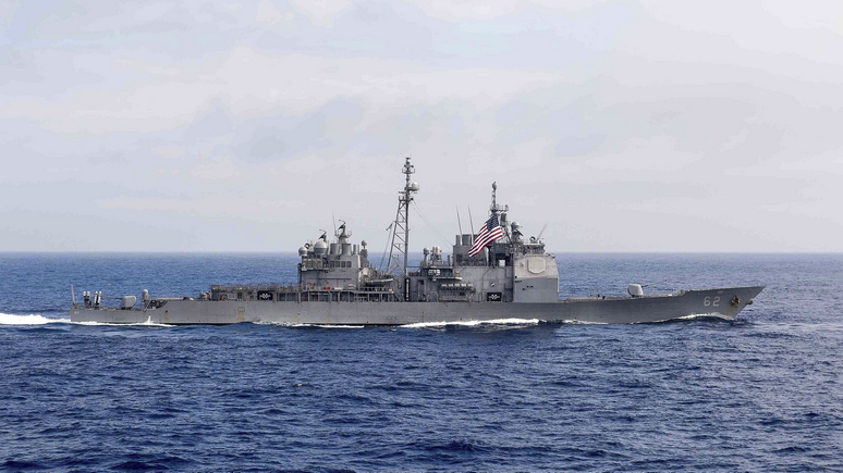Fox News: Китай заявил о вторжении американского крейсера в свои воды — но в США все обвинения отвергают