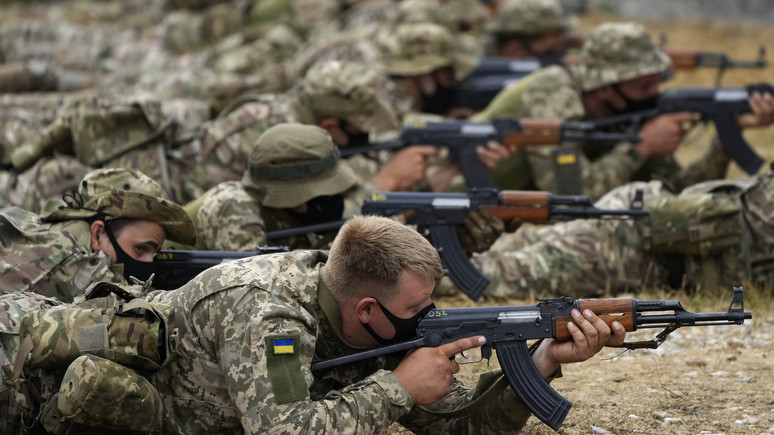 CNN: США значительно расширят программу военной подготовки украинских солдат