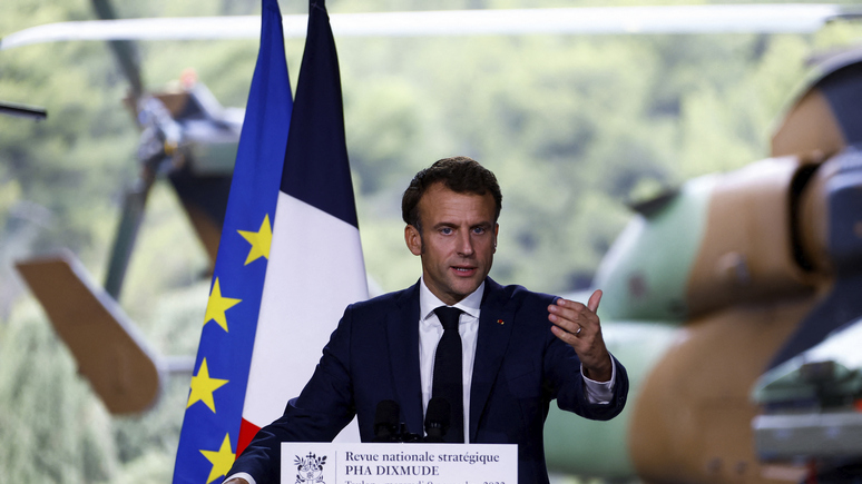 France info: Макрон пообещал поставить Украине больше вооружений, не ослабляя французскую армию