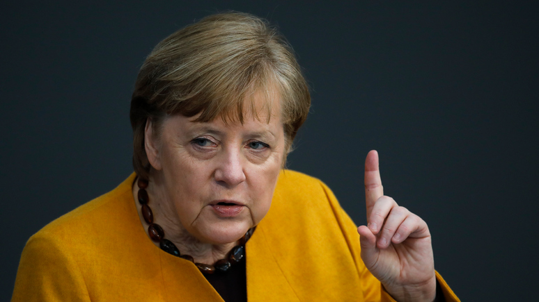 Меркель: Минские соглашения были попыткой дать Украине время — и она его использовала 