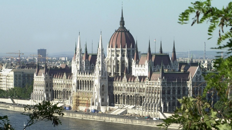 EurActiv: Венгрия призывает Европу проанализировать последствия антироссийских санкций