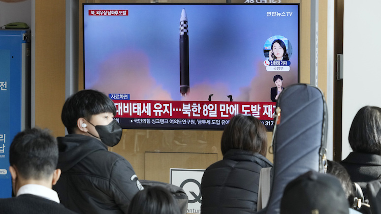 Bloomberg: Пхеньян произвёл пуски двух баллистических ракет — в ответ на учения Вашингтона и Сеула