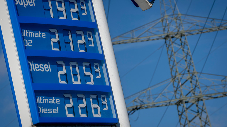 FAZ: 2022-й год принёс ФРГ рекордно высокие цены на бензин