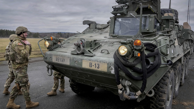 Politico: Пентагон рассматривает возможность передачи Украине боевых бронированных машин Stryker