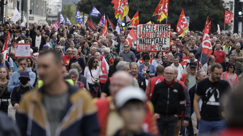 Le Figaro: французские профсоюзы готовятся к массовой забастовке, протестуя против пенсионной реформы