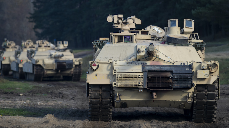 Киеву пособили и себя не забыли: в Польше отрапортовали о замене отправленных на Украину танков Т-72 новейшими американскими «Абрамсами»