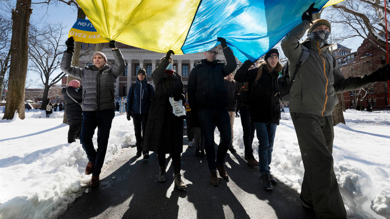 Вести: украинский языковой омбудсмен надеется, что русский запретят во всех вузах Украины