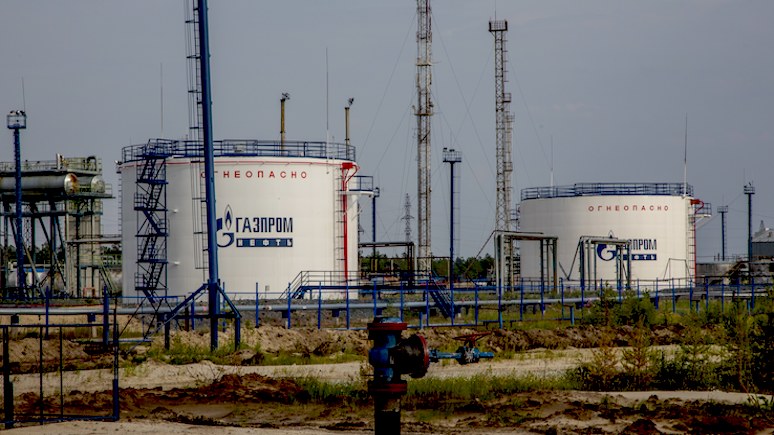 Biznes Alert: не сдержала обещаний — Польша вышла на первое место в Европе по импорту российской нефти
