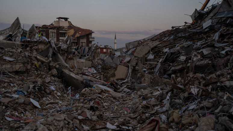 Sky: представитель ООН предсказал, что число жертв землетрясения в Турции и Сирии вырастет «более чем вдвое»
