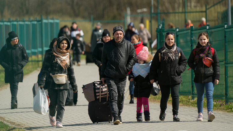 Myśl Polska: вам здесь не рады — вместе с украинскими беженцами в Польшу попадают бандеровские неонацисты