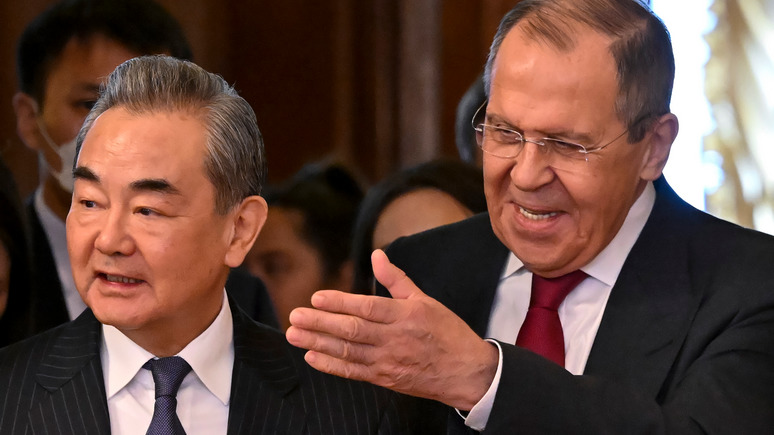 Bloomberg: «наши отношения прочны как скала» — Пекин не собирается отказываться от взаимодействия с Москвой