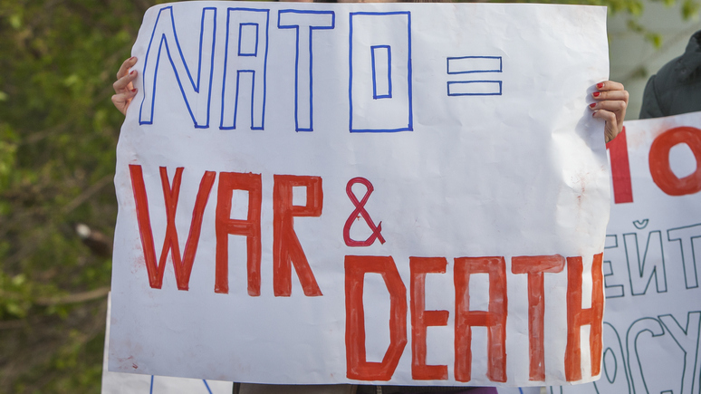 N-TV: расширение на восток было ошибкой — лидер немецких левых призвала распустить НАТО