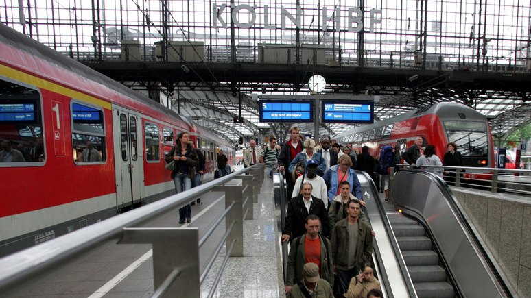 ZDF: полиция Германии предупреждает об опасности вокзалов даже в небольших городах