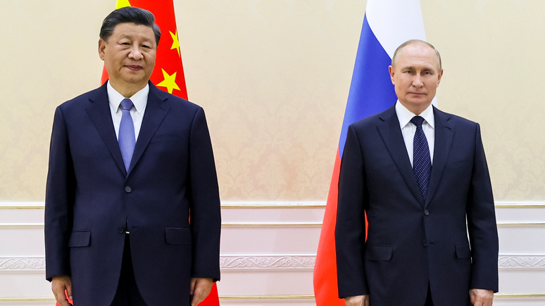 Bloomberg: в ходе своего визита в Россию Си Цзиньпин будет обсуждать китайский мирный план