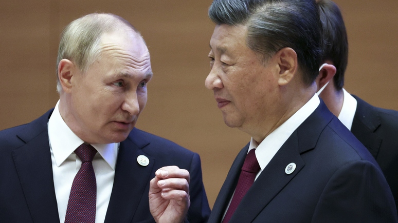 Путин жёстко критикует Запад, Си Цзиньпин выбрал более мягкий тон — WSJ о статьях лидеров России и Китая перед встречей в Москве