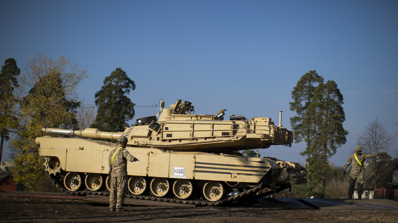 Bloomberg: Вашингтон ускорит доставку танков M1 Киеву, передав ему более старые машины