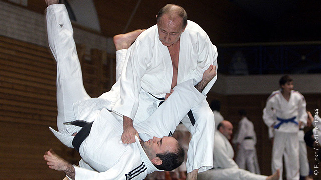 Путин привел российских дзюдоистов к олимпийскому золоту