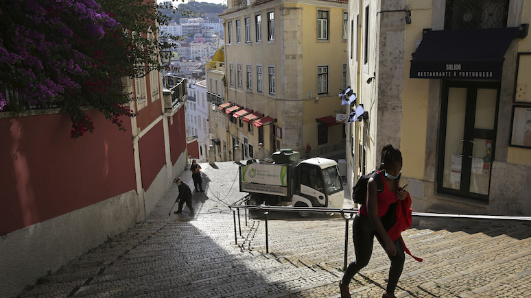 El País: Португалия перестанет выдавать «золотые визы»   